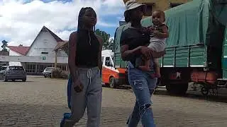 Antsenakely by Salle de fête TRANOMPOKONOLONA to Tsarasaotra - Walking streets view of Antsirabe