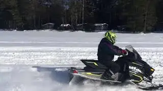 2017 Ski-Doo MXZ 600 Carb REV-XP