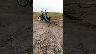 #delax #stunt #bikelovers   @Amir Majid