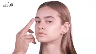 تعلمي كيف تستعملين مستحضرات Fix It Colour من Dior لتصحيح شوائب البشرة