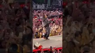 Jay Z surprises fans in Paris at Beyonc&eacute;&rsquo;s Cowboy Carter show!