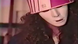 Лес Клейпул НЕ МОЖЕТ ПЕРЕСТАТЬ СМОТРЕТЬ на Бакетхеда 🤣