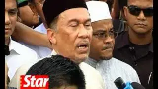 Groups protest in front of US embassy