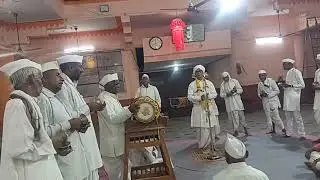 तुका म्हणे जाती 