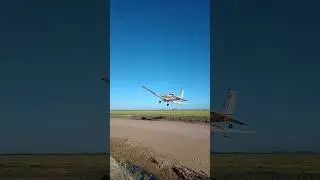 🛩️🐛 Agro avia&ccedil;&atilde;o agricola decolagem Cessna #agrobr #aviation #agroneg&oacute;cio #cessna #agronomia #soja