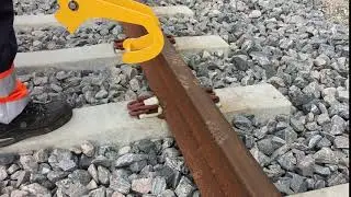 Pandrol Fastclip FE Installer and Extractor