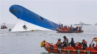 In South Korea Search For Sunken Ferry Survivors Goes On