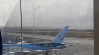 Klma330 landing at curacao airport