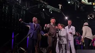 Gaither Vocal Band and Friends.    ( close out Friday night)       Go To The Rock