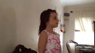 Julie bella and maddie do what's in the box challenge