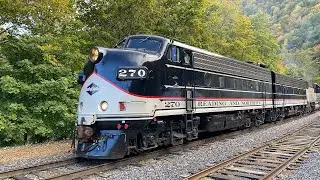 RBMN 270, 275 and 5019 pull the JTOS into Jim Thorpe station! (10/15/23)