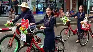 แห่ขบวนงานประจำปีสาวบ้านแต้อำเภอเกษตรสมบูรณ์จังหวัดชัยภูมิครับ