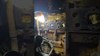 Cat 3406b exhaust manifold stud helicoil Install #logging #idaho #gypo #caterpillar #trucking