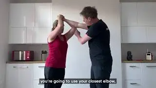 Enso Martial Arts - Defence Against a Hair Grab from the Front