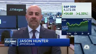 JPMorgan's Jason Hunter breaks down the technicals of the major indices