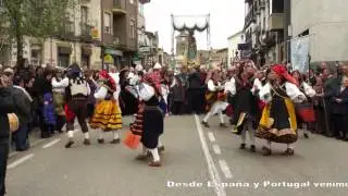Manteos y Monteras cantan y bailan a la Virgen de La Salud