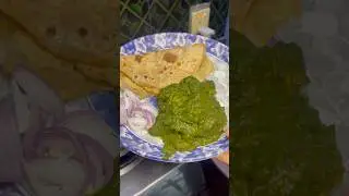 Chicken palak curry roti sang khako #foodvideos #chickencurry #shortvideo #recipe #pokhara #cooking
