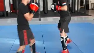 Krav Maga instructor sparring, ikmf