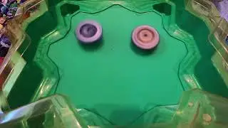 ARCHER HERCULES H4 vs Dullahan D4 - BeyBlade Burst Turbo Hasbro