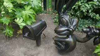 Bugs Bunny Statue Leicester Square Gardens London England UK Summer June 3, 2025