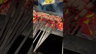 Best bhaiya kebab and afghani tikka I ever had #lahore #pakistan #kebab #tikka #delicious #tasty