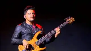 Henrique & Juliano - Faz Tempo (Live in Bras&iacute;lia) [Official Video]