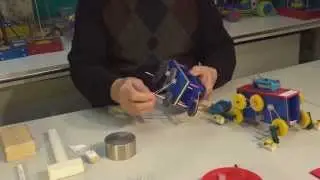 Play To Learn Science - Walking Vehicle/ Stepping Car