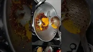 UP की  फेमस मट्ठे के आलू की सब्जी💛💚&hearts;️ #food #healthy #recipe #aaloo#dahi#mathei