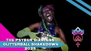 The Psyber Giantess performing Liquid Lightning at Glitterball Shakedown 2025