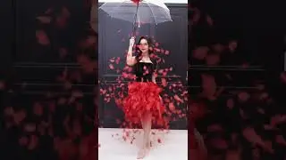 Petal Umbrella Rain 🌹