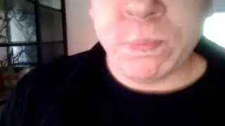 Ryan hazelwood attempting the cinnamon challenge