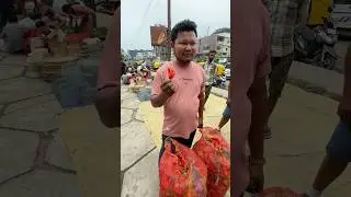 Selling a King chilly at Dimapur supermarket #food