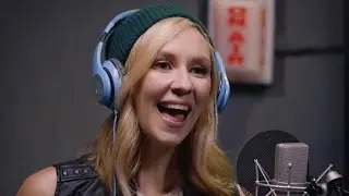 Ellie Goulding Accidentally Writes a Hit!