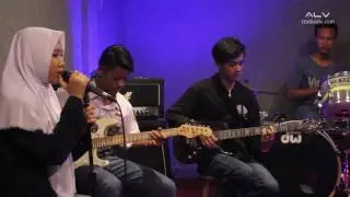 Aruna Band SMA N 1 Gambiran - Uang (Nicky Astria) cover | Studio ALV Banyuwangi 2017