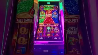 Spooky Link Jackpot Feature! #casino #slot #winning #bonus #spookylink #spooky #link #win  #whammy