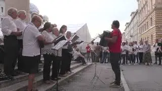 Me&scaron;ani pevski zbor Dru&scaron;tva slovenskih upokojencev iz Gorice in okolice - nastop na SLOFESTu 16.09.23