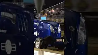 running with the big dogs #propulling #prostock #tractorpull