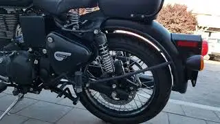 2018 Royal Enfield Classic 500 Stealth