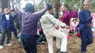 वनभोज मा यतिको रमाइलो नाच पाउनु हुन्न तपाईहरुले २०८२ वनभोज हेरौं जोस जागर