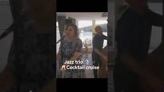#vocaljazz trio during a #cocktail on a fench #rivercruise #cocktailjazz  #jazzsinger