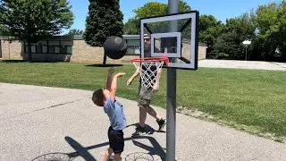 Баскетбольное кольцо Silverback Junior Youth 33 дюйма с технологией крепления Lock &lsquo;n Rock для кр...