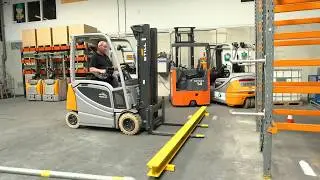 Verplaatsen van een balk | Examen Heftruck | BLOM opleidingen