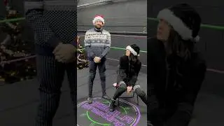 How To Take Care Of A Goth Girl On Christmas 😂🎁🎄 #funnyvideo #funnyshorts #christmas