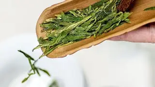 How to Brew Chinese Long Jing Green Tea