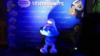 The Smurfs Paris Premiere broll Smurh photocall