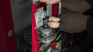 Volvo X760 gearbox model, SPS6 wet dual clutch。