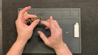Tying a Knife Lanyard on my Cold Steel Recon 1