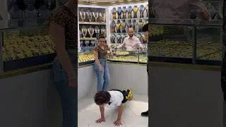 Do 10 Push-ups, Win A $75,000 Chain!