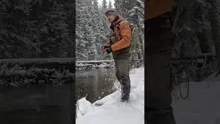 UNREAL WINTER FISHING on a forest river #fishing #spinning #Leningrad region