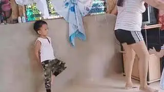 Umiiyak yung baby ko ngpa as if kasi ako na itapon ang tv gusto kasi nya manood ng team yey...🤣🤣🤣